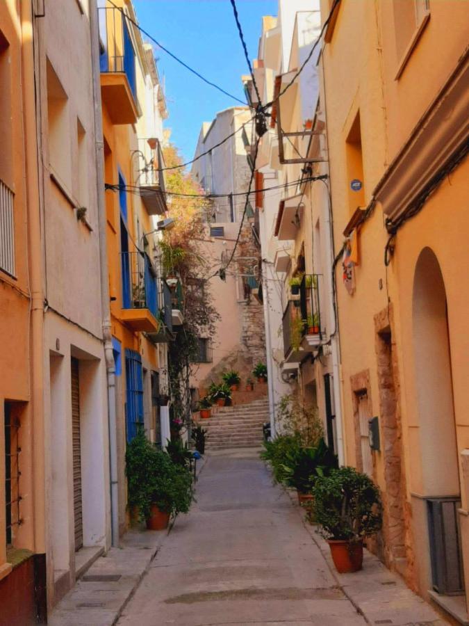 2 Bedroom Large Modern Apartment In Blanes Old Town 50M From The Beach! Exterior photo