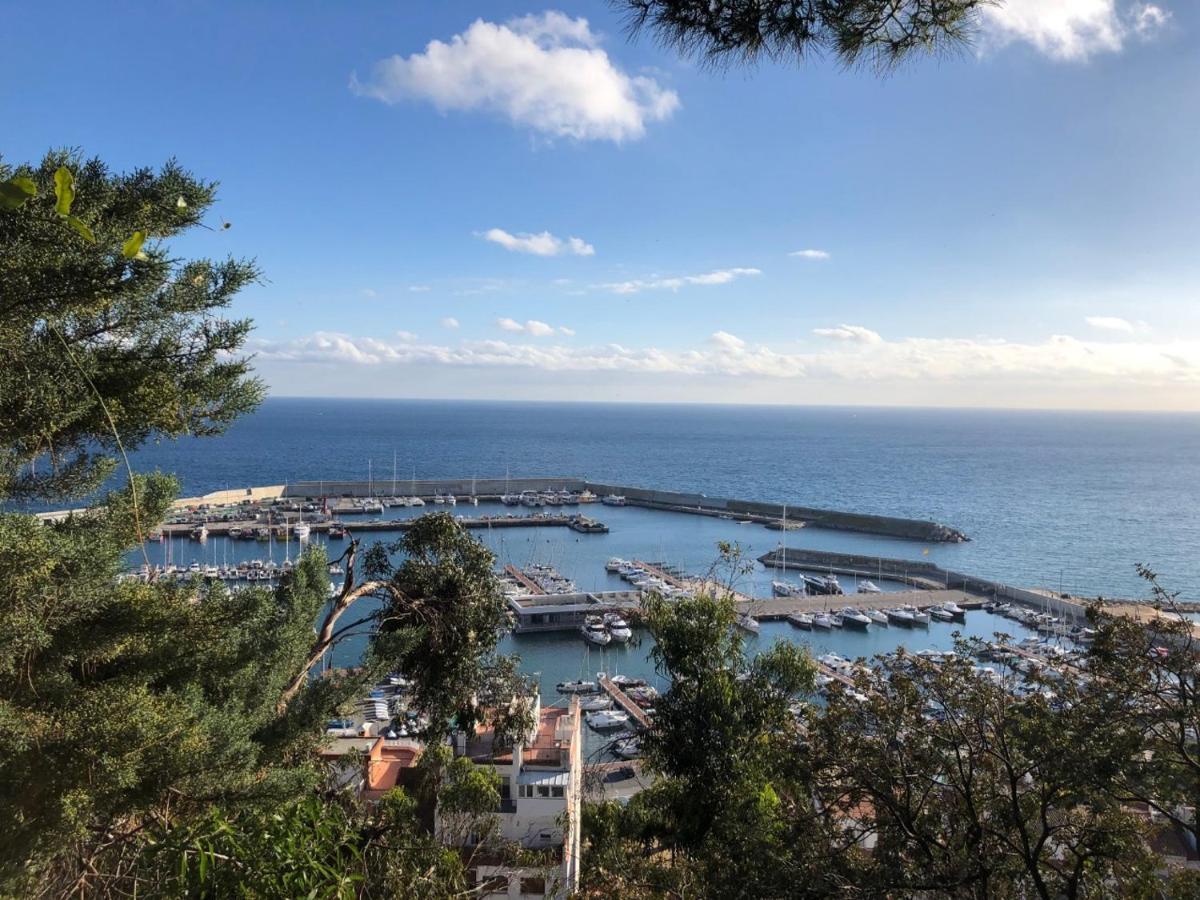 2 Bedroom Large Modern Apartment In Blanes Old Town 50M From The Beach! Exterior photo
