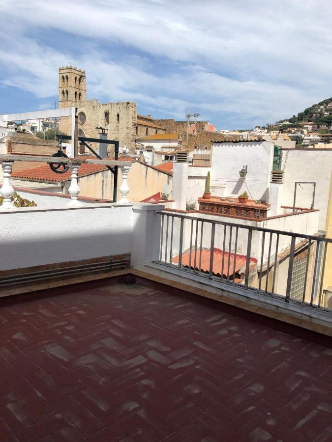 2 Bedroom Large Modern Apartment In Blanes Old Town 50M From The Beach! Exterior photo